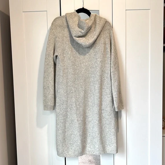 NWOT Aritzia The Group Ammonius Sweater in Winter White - Picture 8 of 8